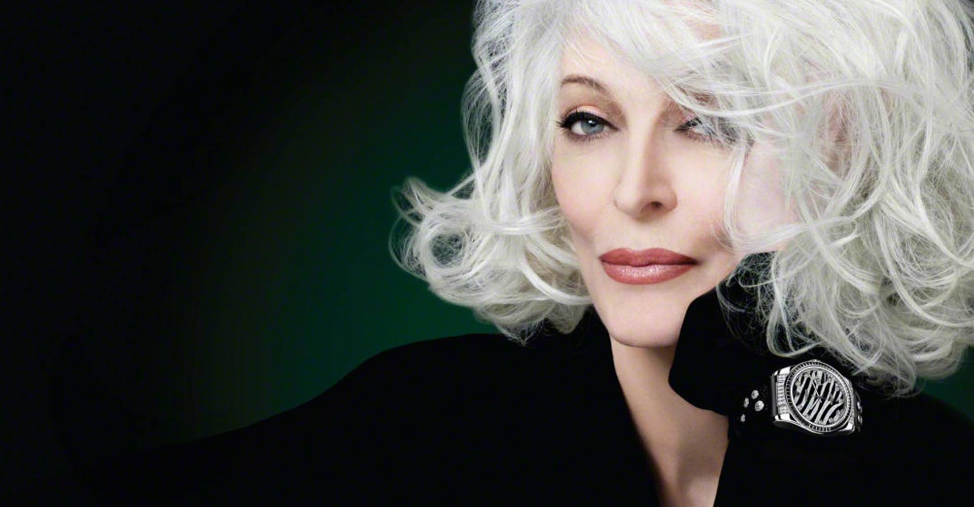  Carmen Dell’Orefice 