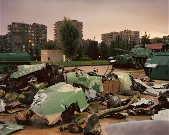 Photo by Simon Norfolk for War/Photography exhibit