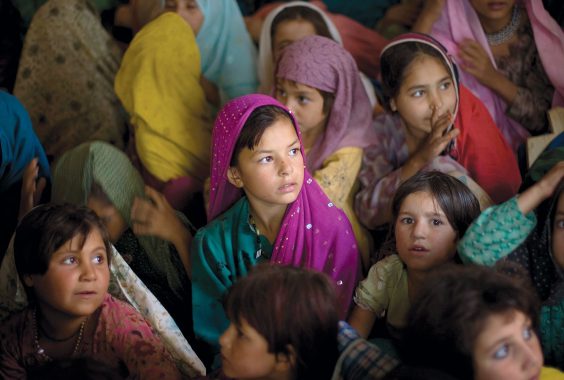 2009 Pictures of the Year International: The World. In High Resolution