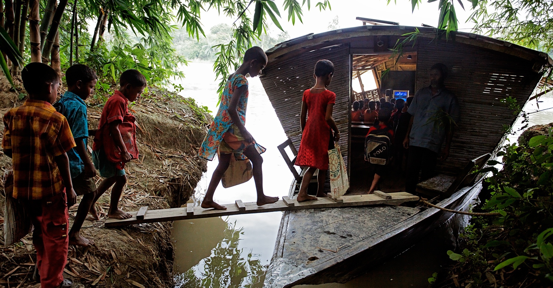 Floating school - Pabna, Bangladesh