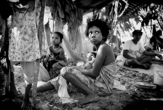 James Whitlow Delano: Malaysia: The People of the Rainforest photo