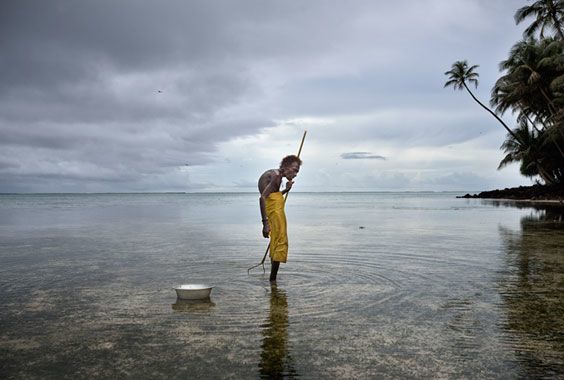 Kadir van Lohuizen: Refugee or Migrant? photo