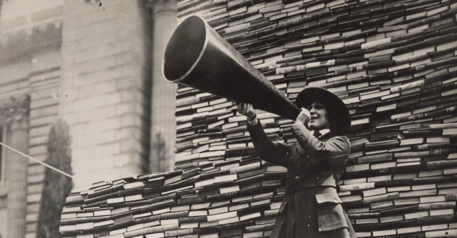 Not An Ostrich: And Other Images From America’s Library